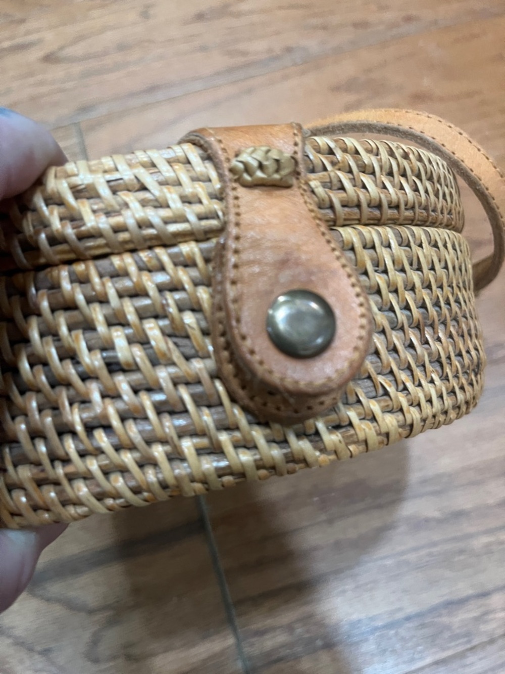 Round Rattan Crossbody Bag - Picture 9 of 10